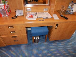 Carnival Breeze Cabin 10256