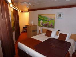 Queen Bed and Mini-Bar