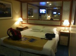 Princess Grand Princess Cabin B221